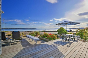 Birch Bay Waterfront Home - Steps to Beach!